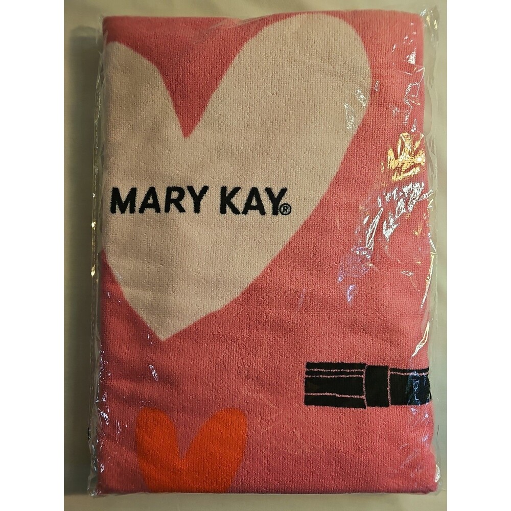 NIP Mary Kay Pink Hearts Makeup Special Edition Beach Bath Towel 30” x 60”